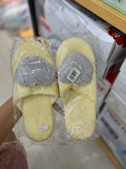 PANTUFLA C/LUNARES COLORIDOS