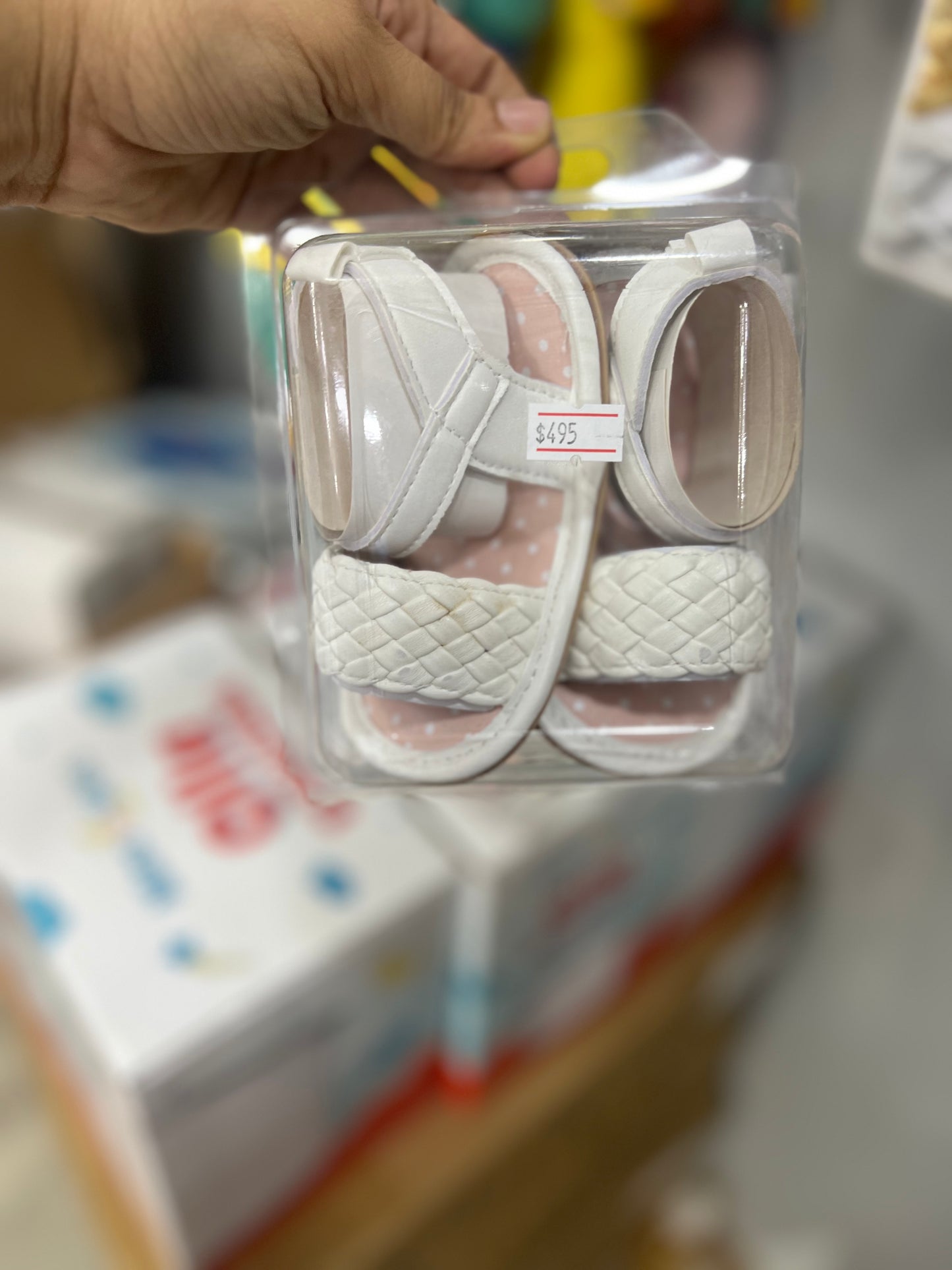 SANDALIA CON MARIPOSITA ZCC-10